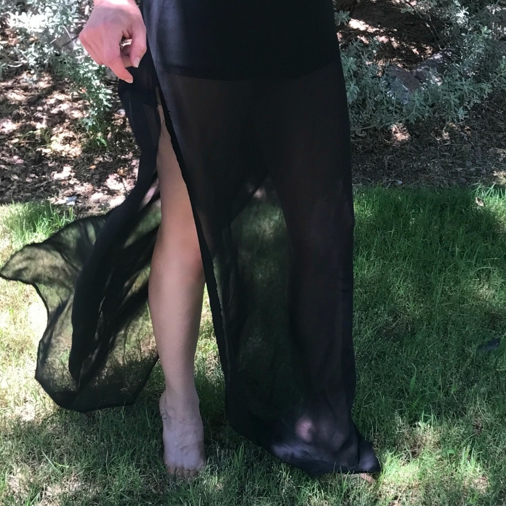 High waisted black skort.
